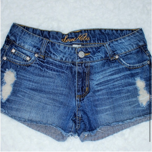 Love Notes Super Cute Distressed Jean Shorts Sz 7 - Picture 1 of 4